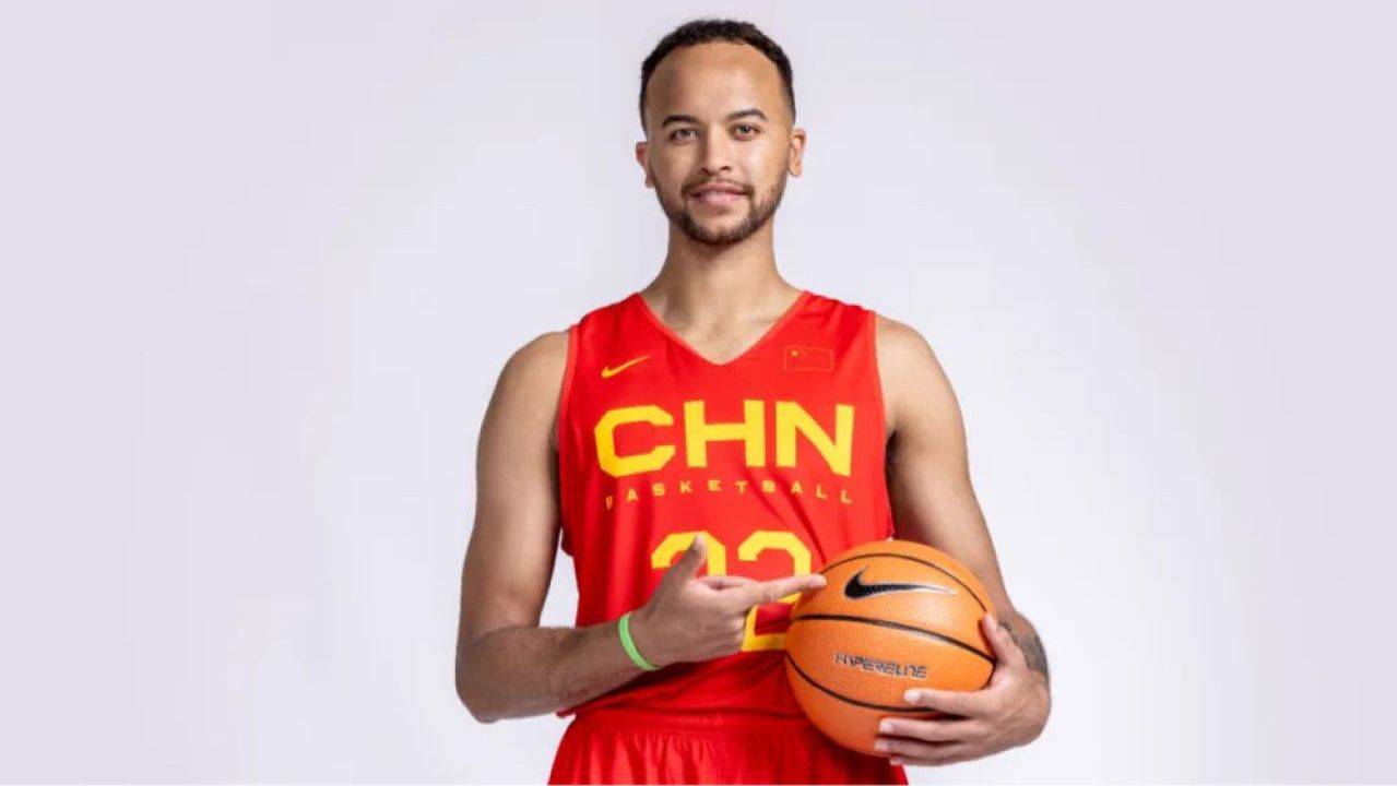 今日！NBA战4场，CCTV5无直播，库里+中国男篮归化球员李凯尔出战