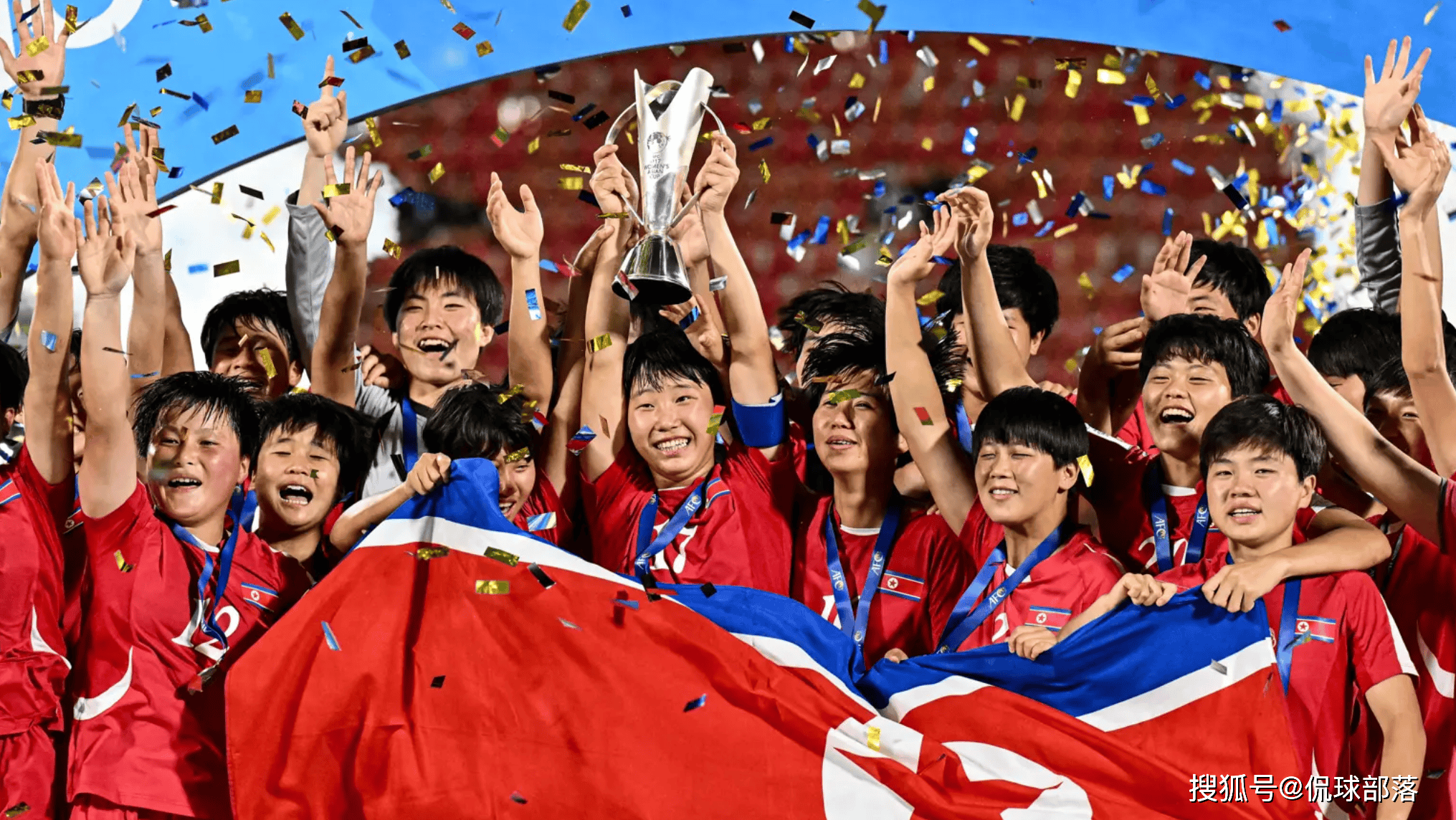 3-0！亚洲之光诞生：2连胜轰7球，预定世界杯8强，中国女足未参赛