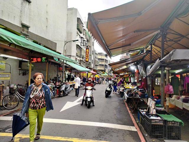 台湾最低工资明年将达6300多元人民币，老百姓的日子却比以前难过