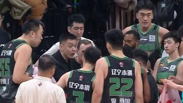 徐杰之后，又一本土球员打成外援，CBA最新排名出炉，黑马冲第一