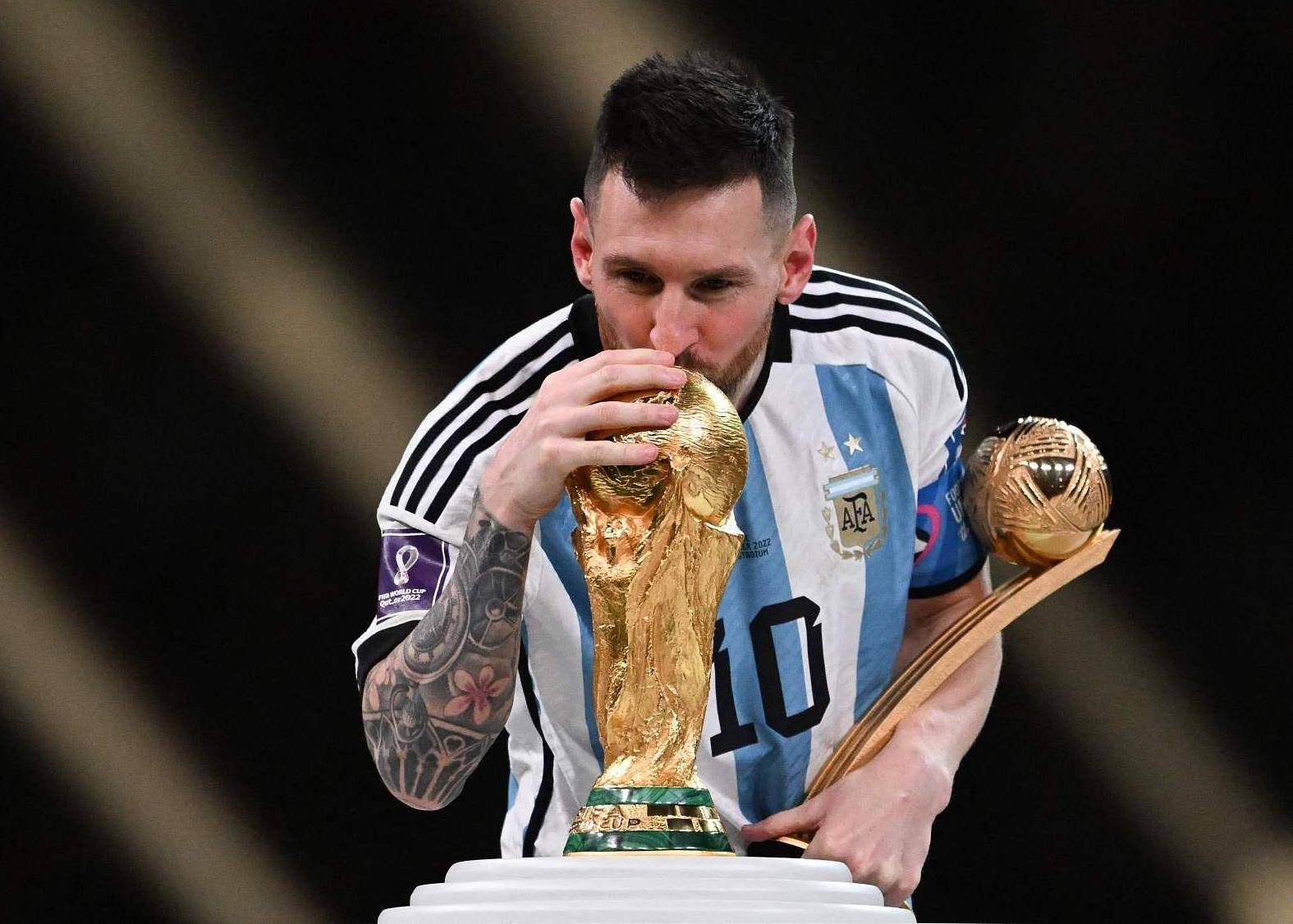 阿圭罗：梅西只要愿意踢世界杯，他就会踢世界杯！