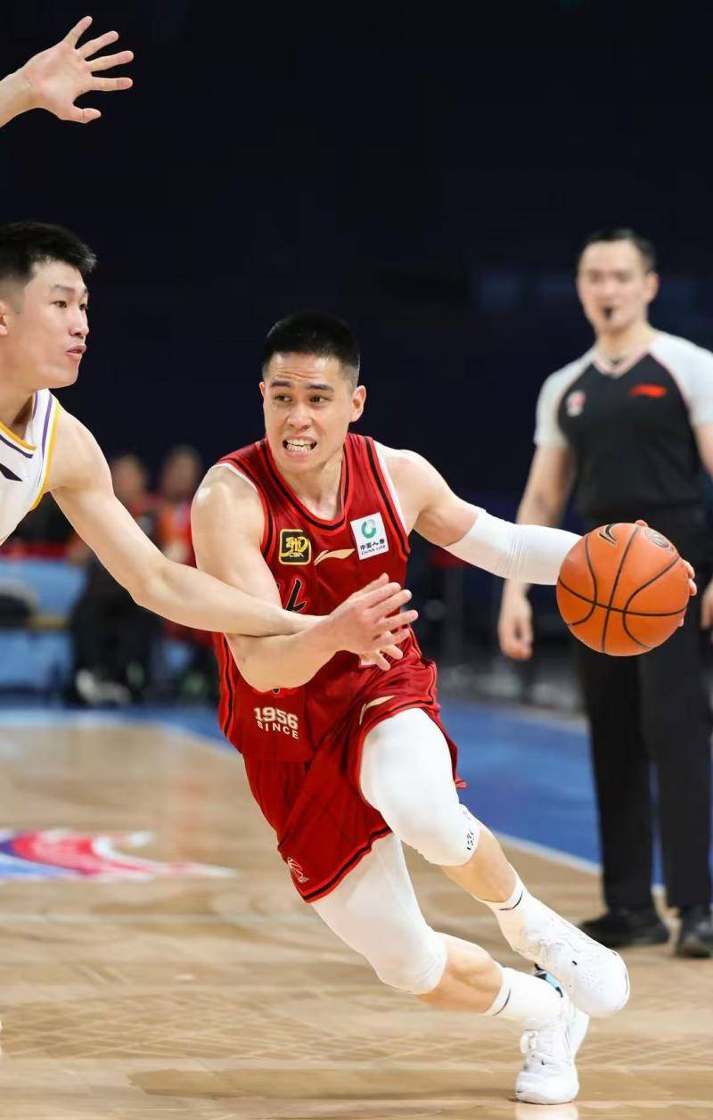 CBA｜北汽男篮人员齐整 抢好篮板+发挥末节后场优势是取胜之钥